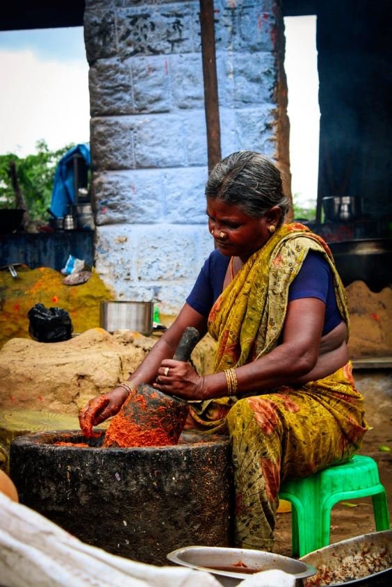 Clothing difference between indian culture and western culture