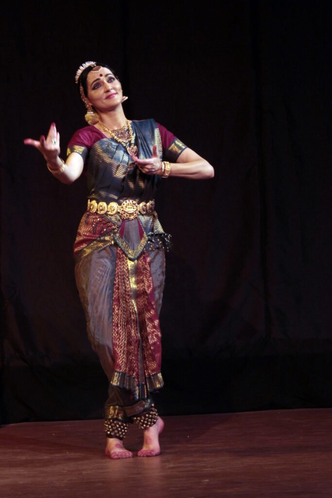 Bharatanatyam_Mudra_25