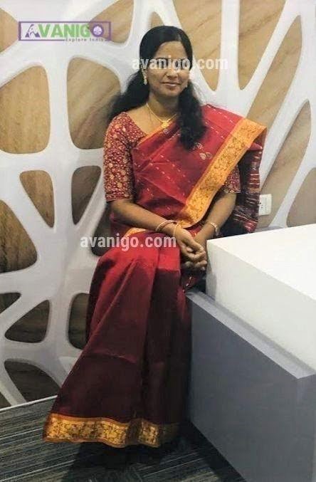 Simple Kanchi Pattu Saree with a Heavy Blouse for Functions