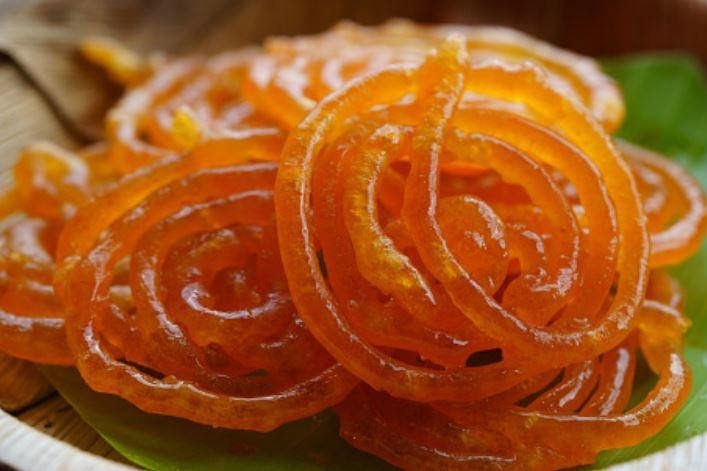 Pakoras and jalebis
