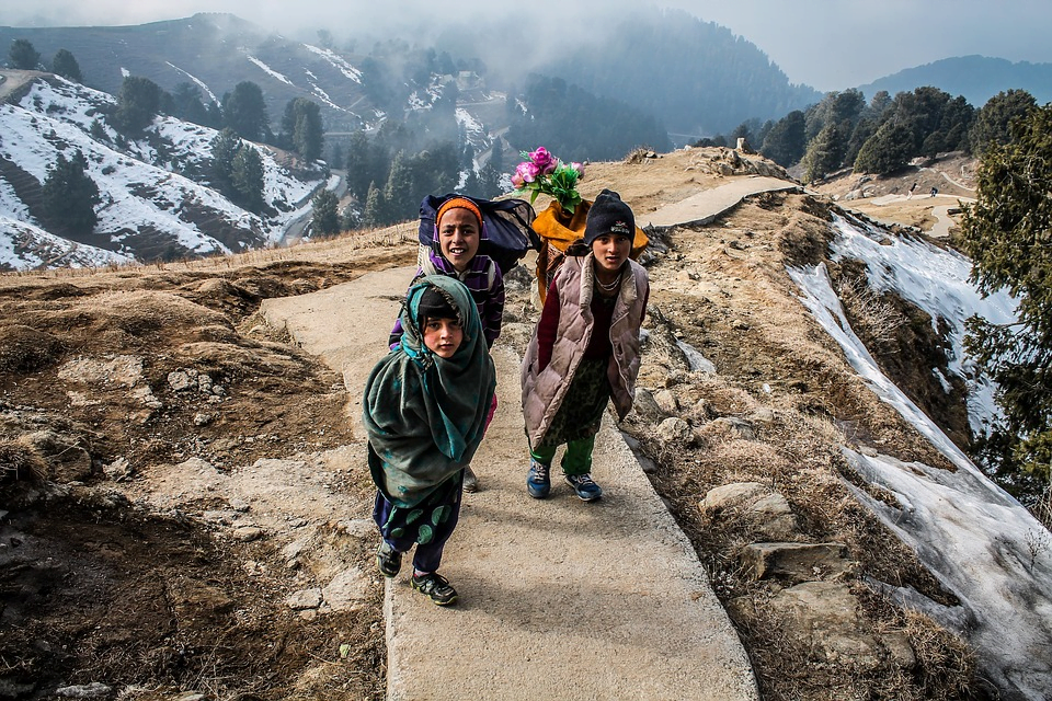 People living in the Himalayan ranges