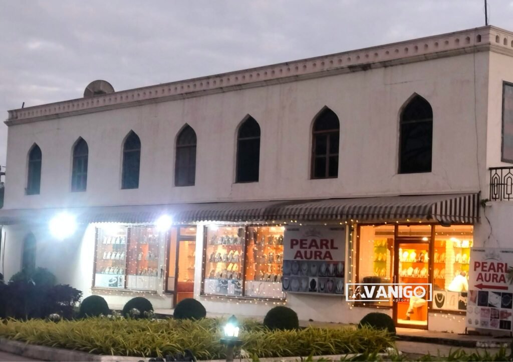 Taramati Baradari Resort 3